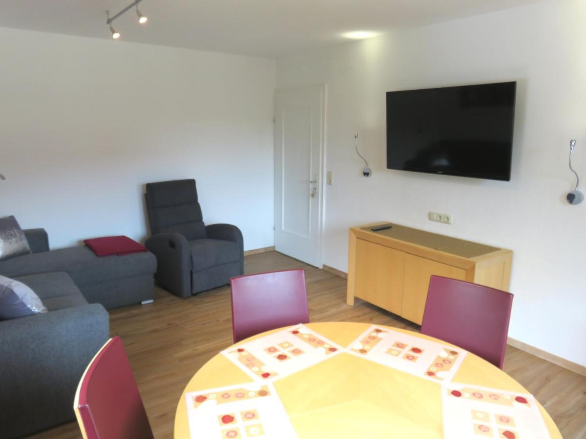Weiss, Sandra Weiss Apartment Fussen